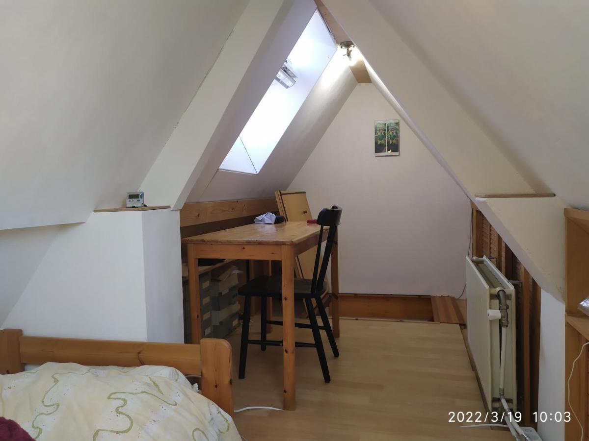 The Cosy Little House With The Sundial Villa Stavenisse Luaran gambar